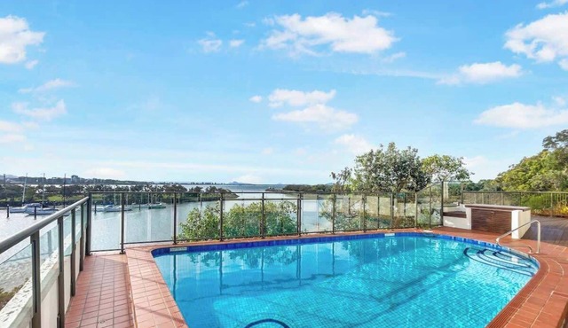 Breathtaking Views - Point Cartwright Bliss