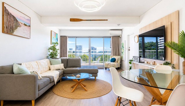 Burleigh Point Beach Vibes 2 bed