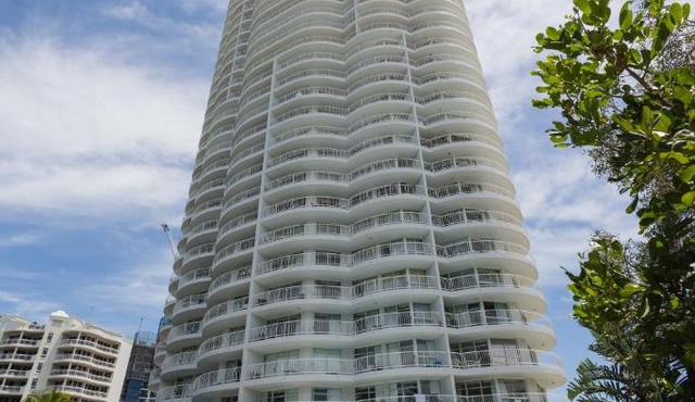 Burleigh Surf Apartments