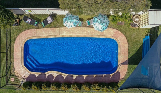 Burra Bliss - Inground Pool and close to Beach