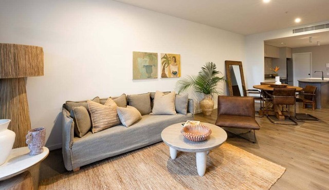 Byron Social on Jonson - Luxury Apartment in the Heart of Byron Bay + Rooftop pool