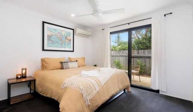 Cabarita Surf - Popular Coastal Holiday Destination