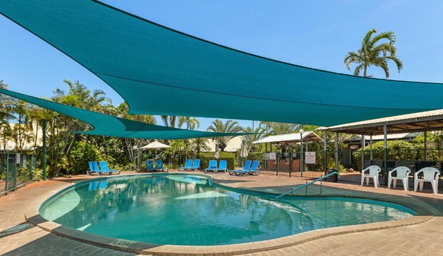Cable Beachside Apartments