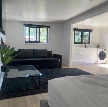 Campaspe Valley View 20 acres Farm Stay