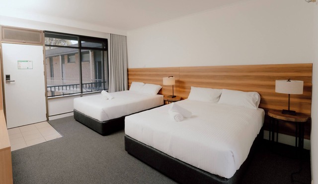 Canberra Park Motel
