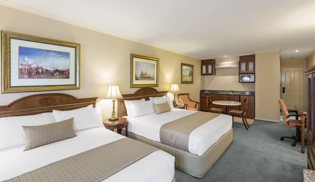 Canterbury International Hotel
