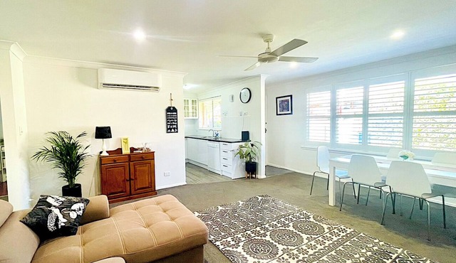 Central 3 bedroom villa, walking distance to CBD