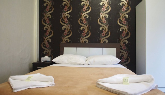 Central Private Hotel