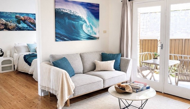 Central Wollongong Apartment (2 bedrooms)