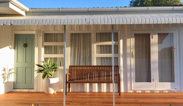 Centrally located "Bargara Beach Cottage"