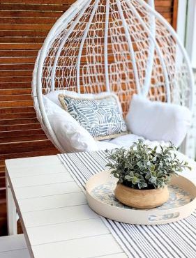 Charming Coastal Cottage Retreat