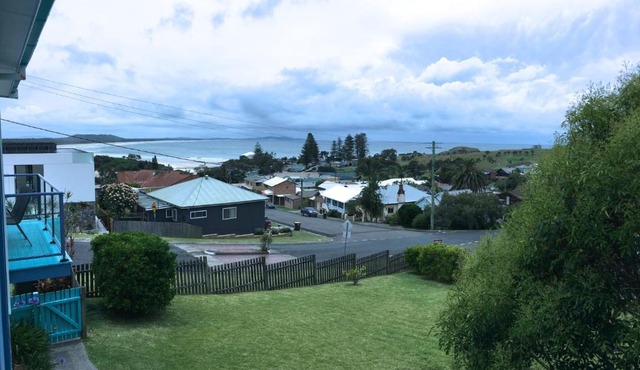 Clareview, 8 Korogora Street