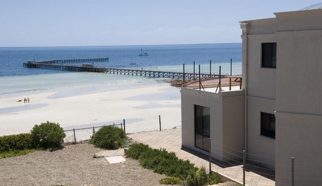 Cliff House Beachfront Villas
