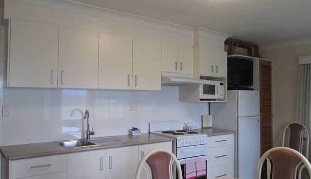 Close to Beach, Harbour Marina, Country Club, Golf Course, Restaurants, Cafes