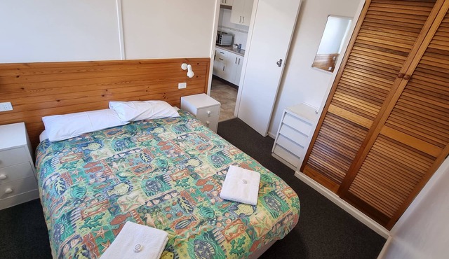 Close to Beach, Harbour Marina, Country Club, Golf Course, Restaurants, Cafes