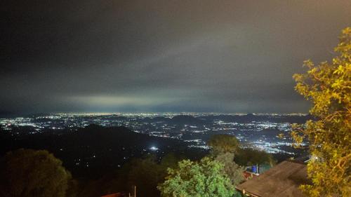 Cloudy stay