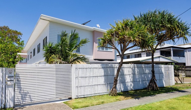Coastal Palms Villa 1 - 4 Bed Plunge Pool