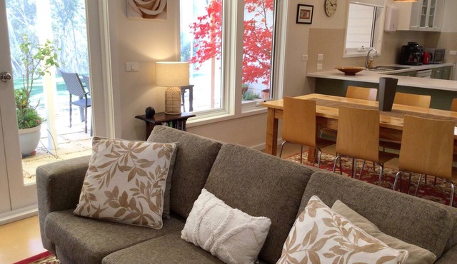 Cosy Snowy Mountains Retreat Crackenback | Wood Fire | Couples Escape