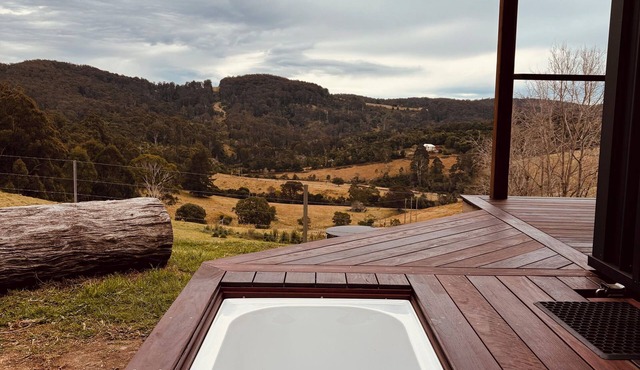 Cosy Tiny Home Immersed in Nature