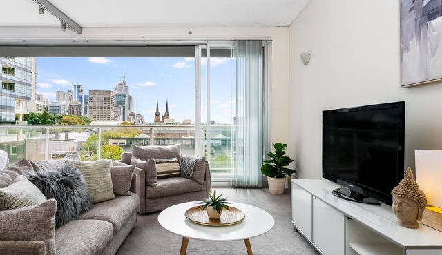 Darlinghurst - DHRST - Francis Street - Stylish 2BR City Stay with Balcony, Bath Walk to Attractions