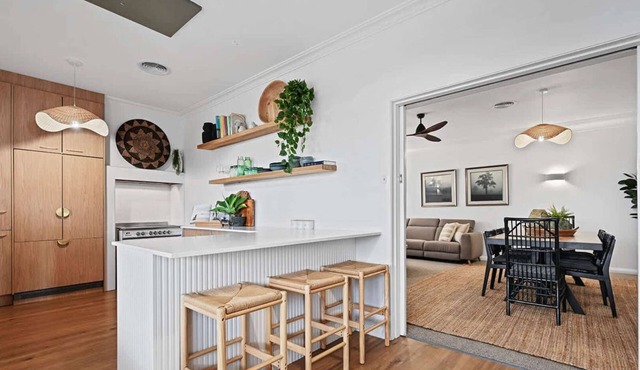 Dejorja Residence - Central & Chic, Entertains 8