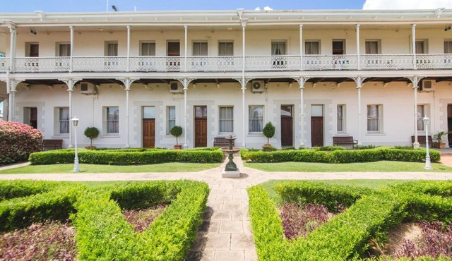 Denison Boutique Hotel
