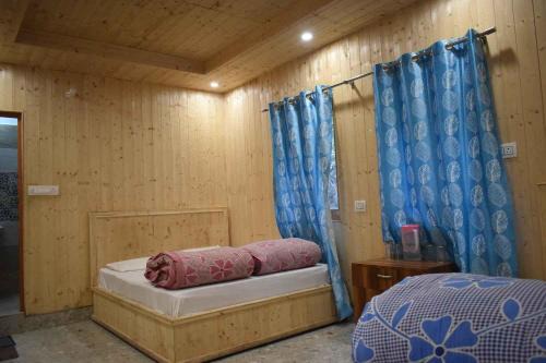 Devdaar Cottage Gangotri