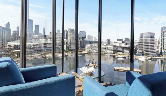 Docklands Harbour View 3BR with Free Parking