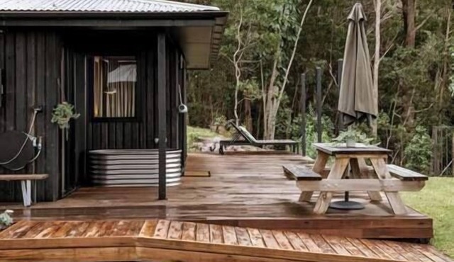 Donnington Ridge Eco Cabin