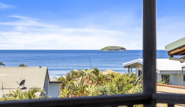 Emerald on the Beach House