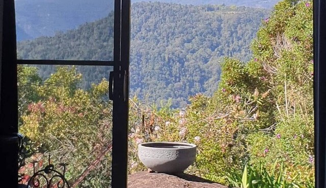 Escape to a Mountain Retreat in Beechmont, Australia
