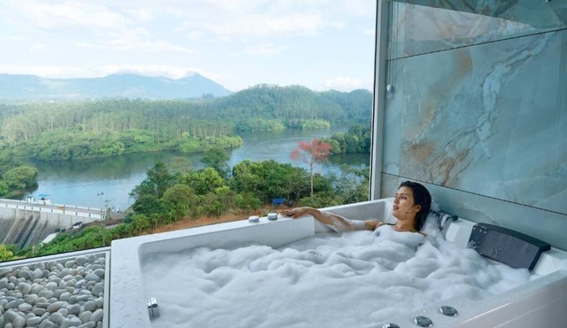 Eve Munnar Luxury Resort & Spa