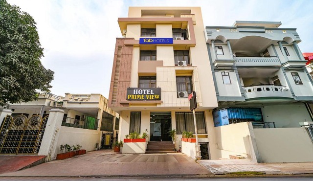 FabHotel Aayansh