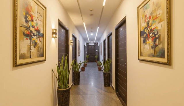 FabHotel Broholic
