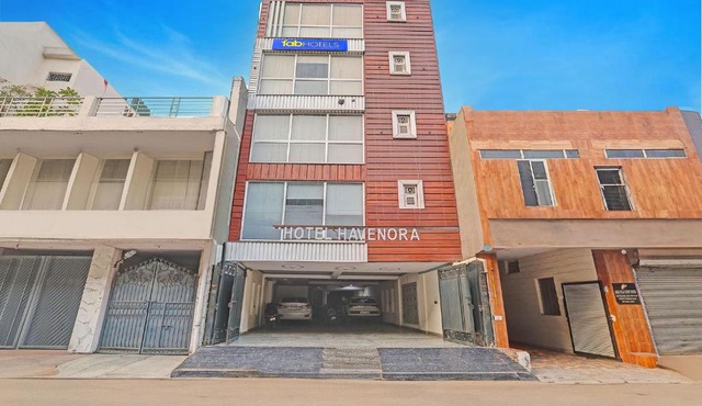 FabHotel Havenora - Nr Maharani Bagh