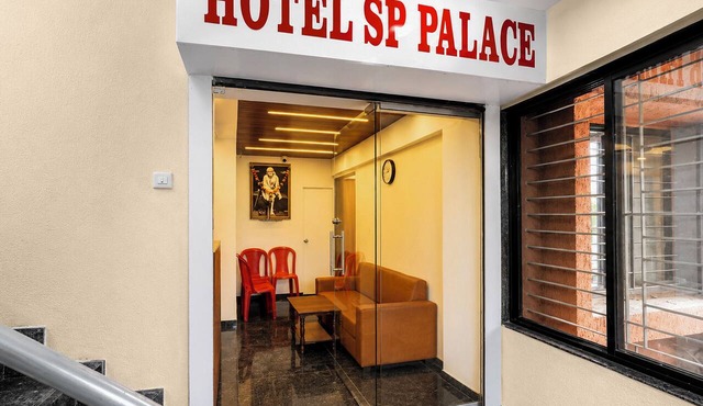 Fabhotel Sb Palace