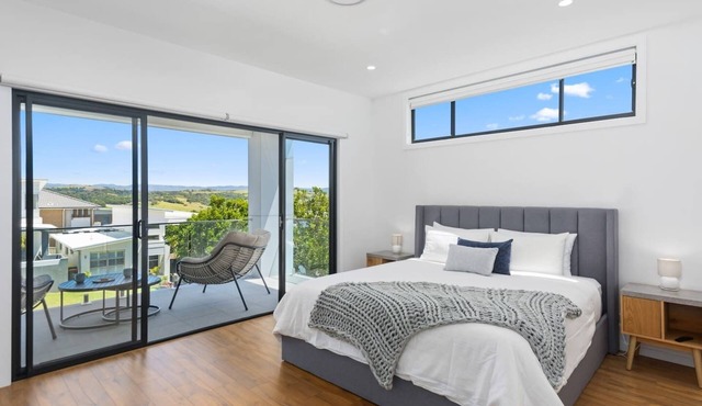 Fairways Escape Alfresco Living and Sweeping Views