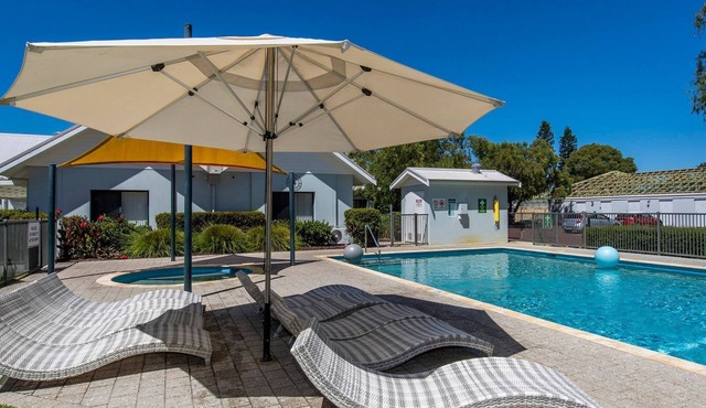 FiftyTwo @ Cape View is the perfect family or couples getaway accommodation
