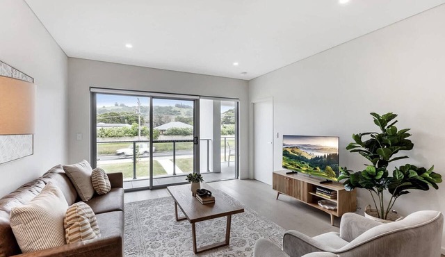 First Floor 3-Bed Stunning Unit by The Ocean