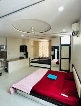 Flat in Malviya Nagar for 4 Guest near EHCC Hospital, GT, WTP, Patrika Gate Jawahar Circle