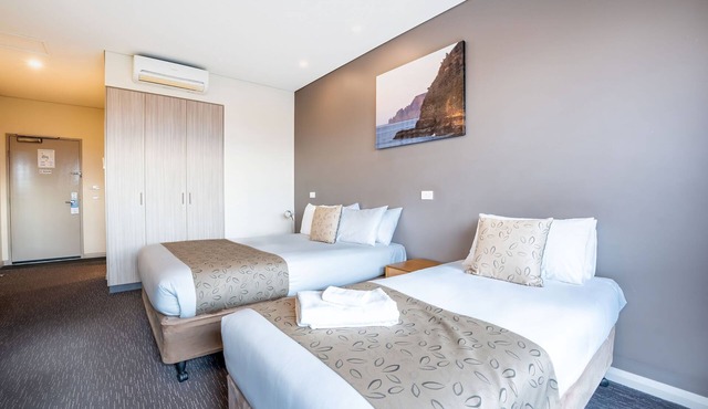 Foreshore Hotel