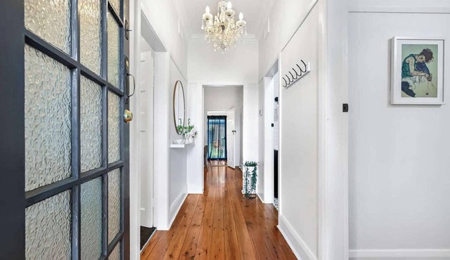 Gardiner Cottage - Stylish & Elegant, Walk to CBD