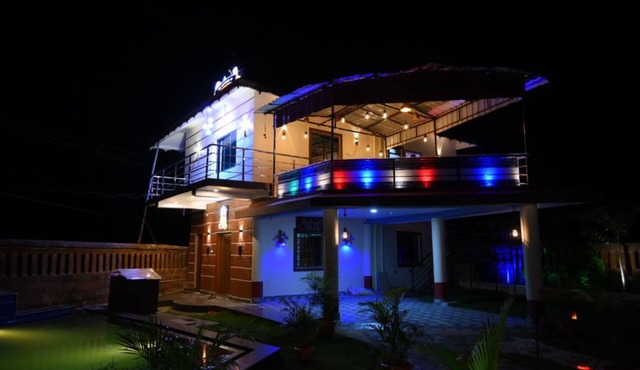 Goroomgo Bottoms Up Villa Bhubaneswar