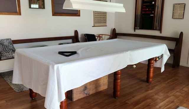 Gourmet Kitchen,swimming pool,Games rooms.Outdoor area with BBQ and table