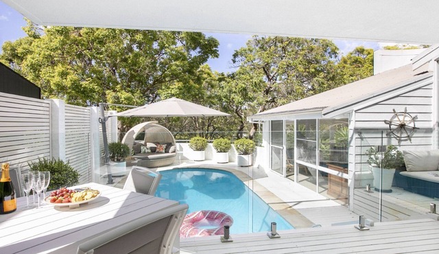 Heated pool+ walk to beach