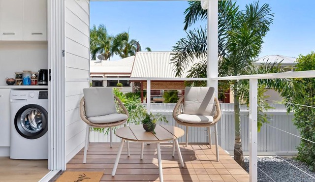 Hideaway on James - Full Kitchen & Ensuite, Near Hospitals & Quiet