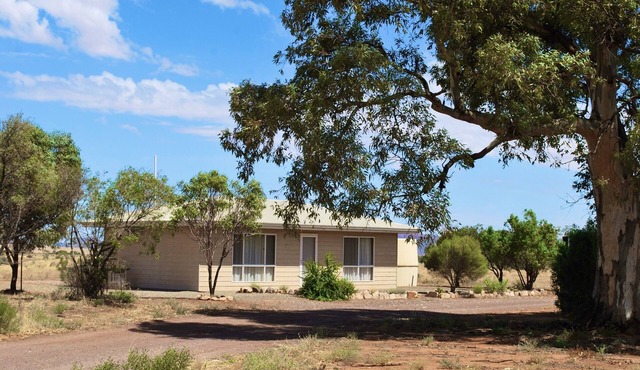 Hillview Cottage