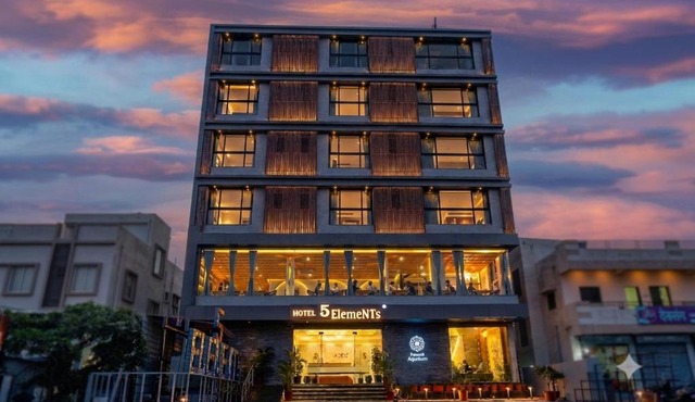 Hotel 5 Elements By Fidato Hotels