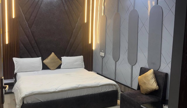 Hotel American