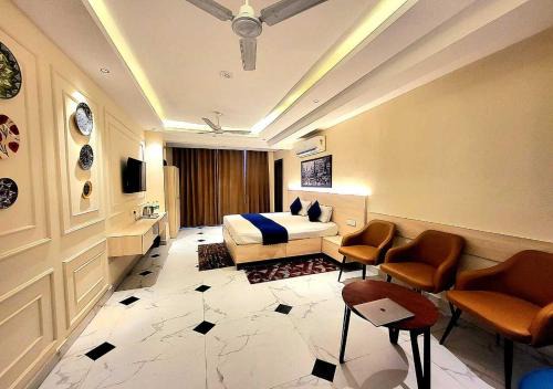 Hotel Ananta Vilas